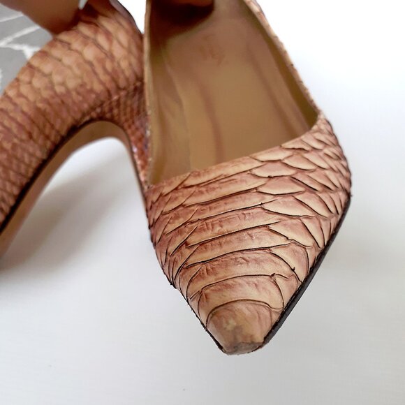 CAVALLINI Leather Pumps with Pointy Toe in Iridescent Pink Snakeskin - Picture 11 of 15